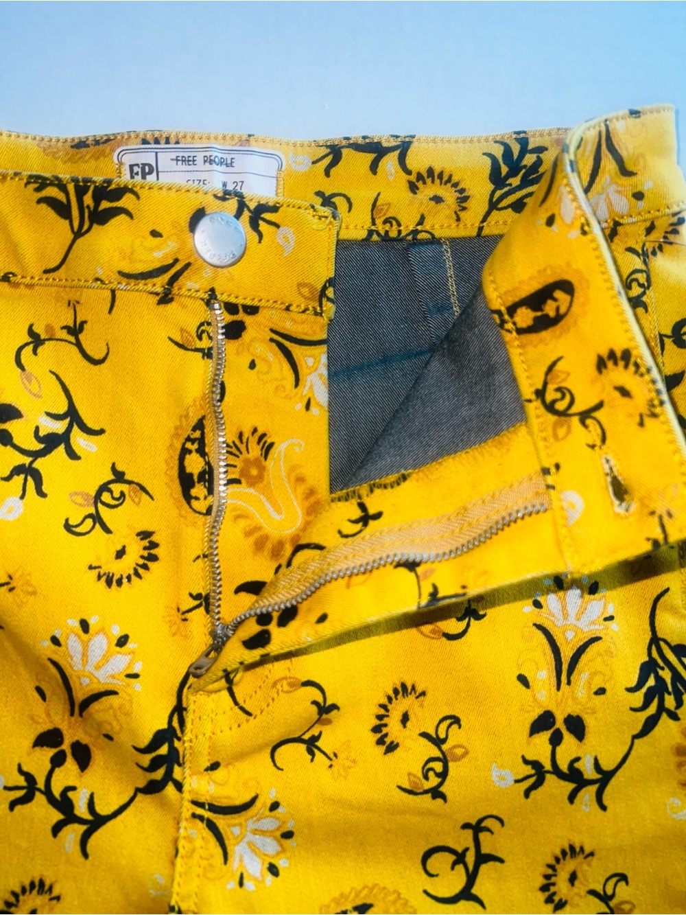 🆕 Free People Flare Floral Paisley Printed Float On Jeans Sz 27 70s Vintage
Boho - Picture 6 of 17